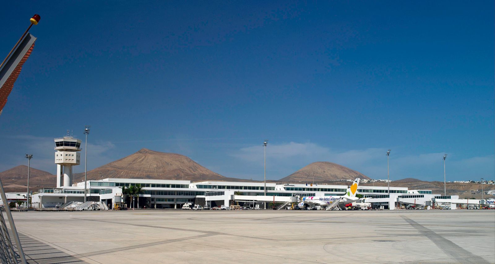 Location de voiture à \n Lanzarote Aeroport